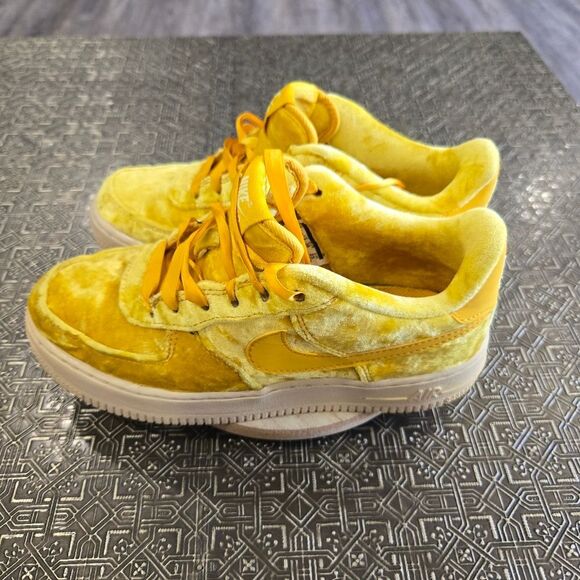 🐢 Nike Air Force 1 LV8 GS 'Mineral Gold' Size 4Y Great Shape! - Picture 8 of 13